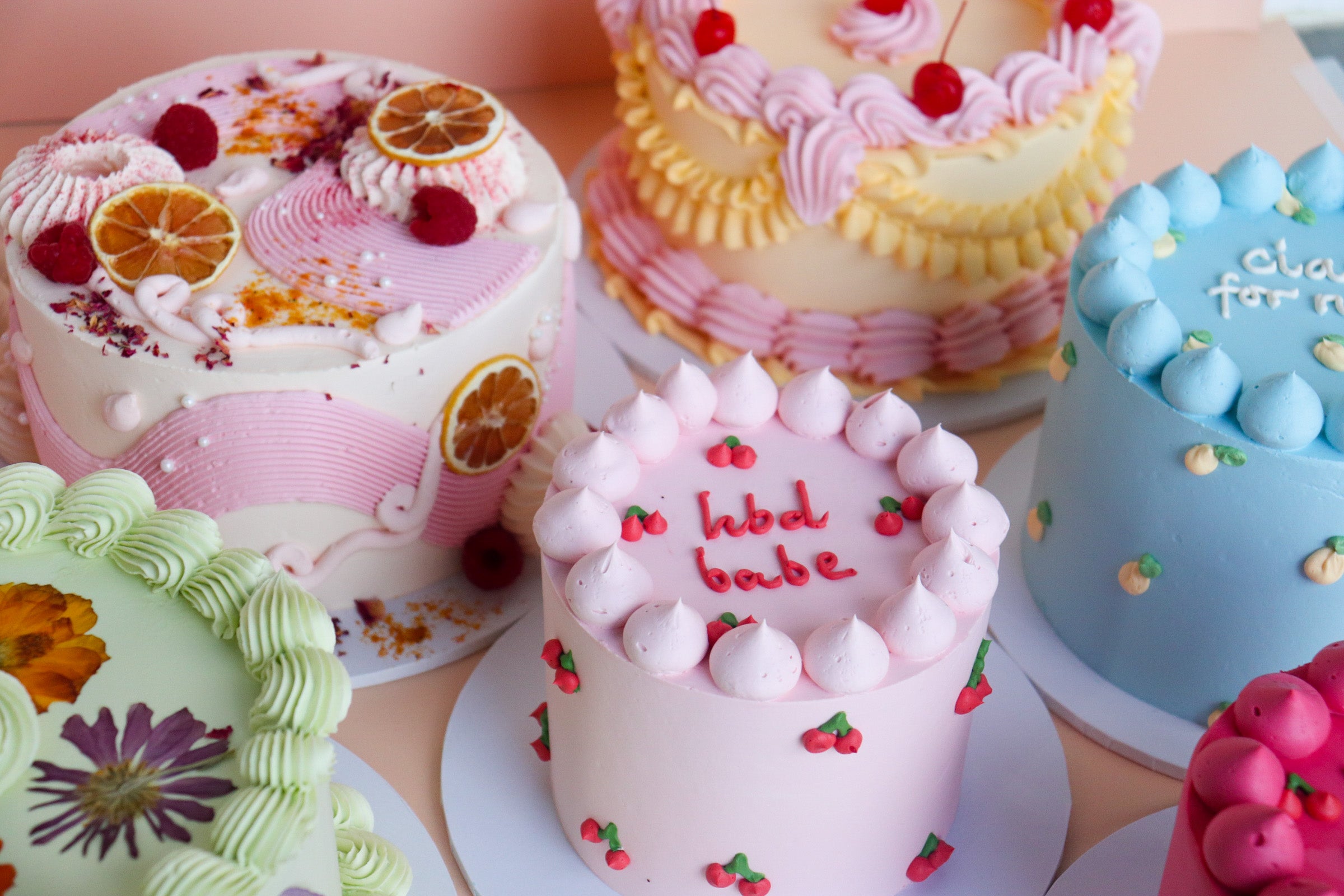 Vintage Cakes: Timeless Recipes for Cupcakes, Flips, Rolls, Layer, Angel,  Bundt, Chiffon, and Icebox Cakes for Today's Sweet Tooth [A Baking Book} -  Kindle edition by Richardson, Julie. Cookbooks, Food & Wine